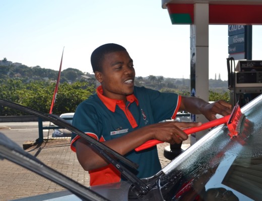 Zondi petrol attendant2 (Medium)