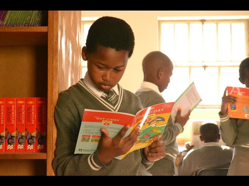 Bulelwa Sithole(10) feeding herself with knowledge.