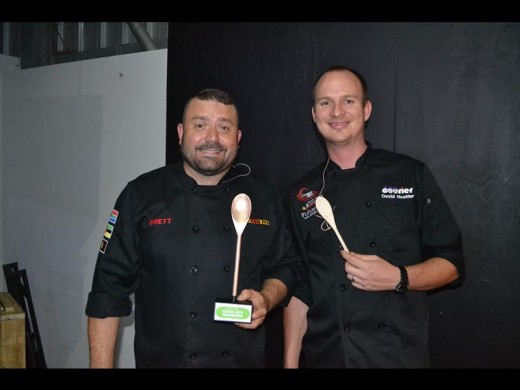 Big spoon - little spoon. Brett Michielin ended up taking the cake during the cook-off last night, with Dave Hoehler missing out by 0,1 points.