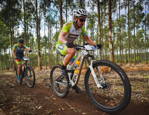 Tyrone White & Andrew Johnson put on a display of stunning MTB cycling to take top spot in the 3 day Wagon & Spear MTB race.