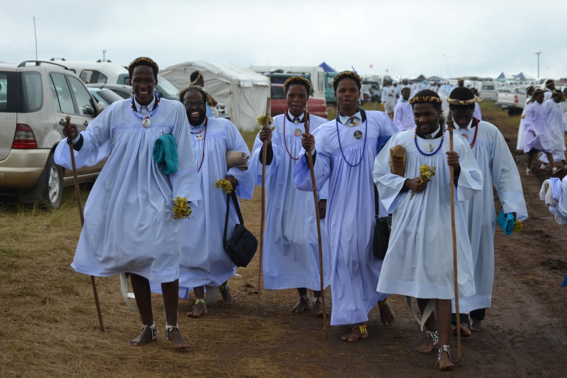Shembe mountain1 (Medium)