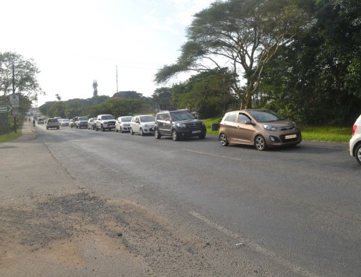 Traffic on Salt Rock road in the mornings is sometimes backed up as far as Tiffany's from the congestion in front of Umhlali Prep.