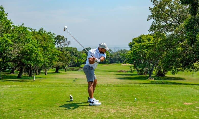 Nashlin Naidoo takes aim at the green.