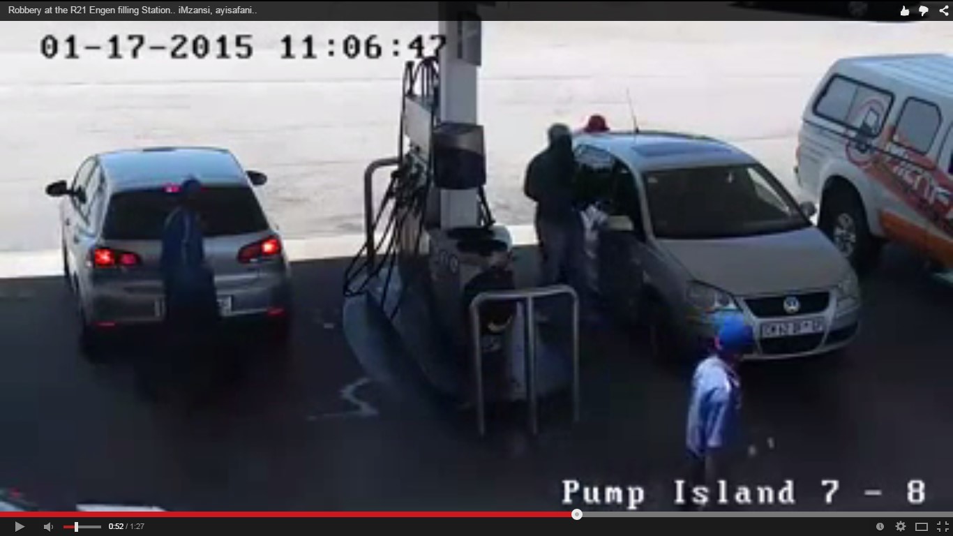Robbers casually strike at petrol station | Rekord