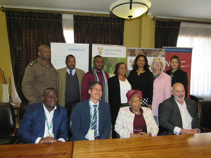 Pta prisoners receive laptops Rekord