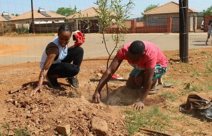Local organisation converts illegal dumping site into community park