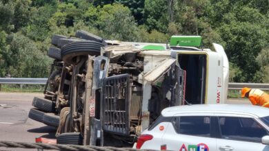 Man airlifted after vehicle overturns on N1