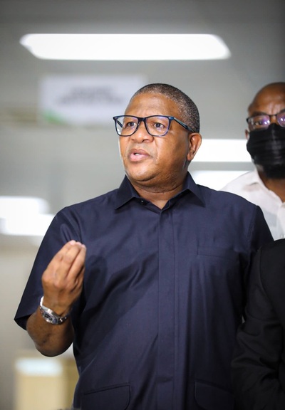 Licencing centres to reopen - despite violent protests