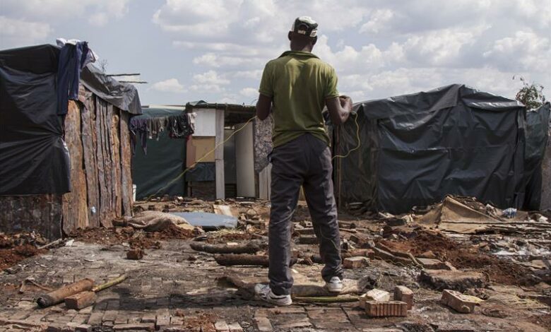 840 people lose everything in East fire