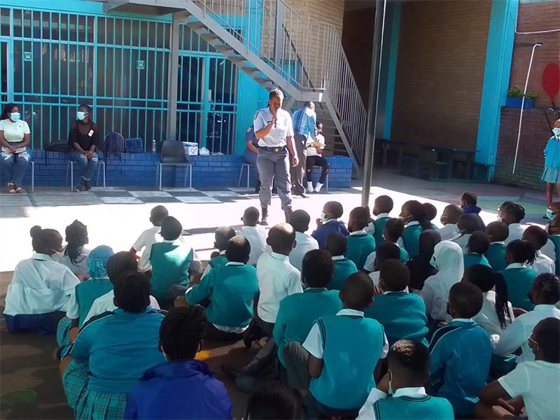 Police educate learners on drugs, bullying