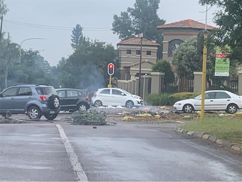 Several Centurion roads closed due to metro workers' protest