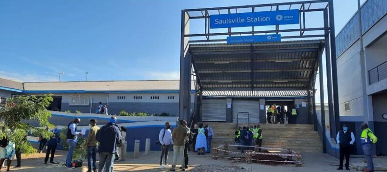 Transport minister restores one of Tshwane's largest commuter base rail services