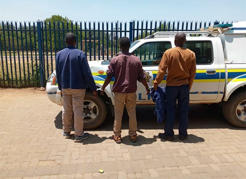 Three denied bail in housebreaking case Rekord