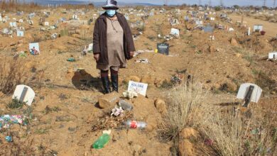 Metro continues to prevent erecting of tombstones in Mams