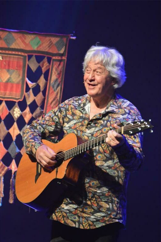 Luisterliedjie-legende vier sangloopbaan van 50 jaar