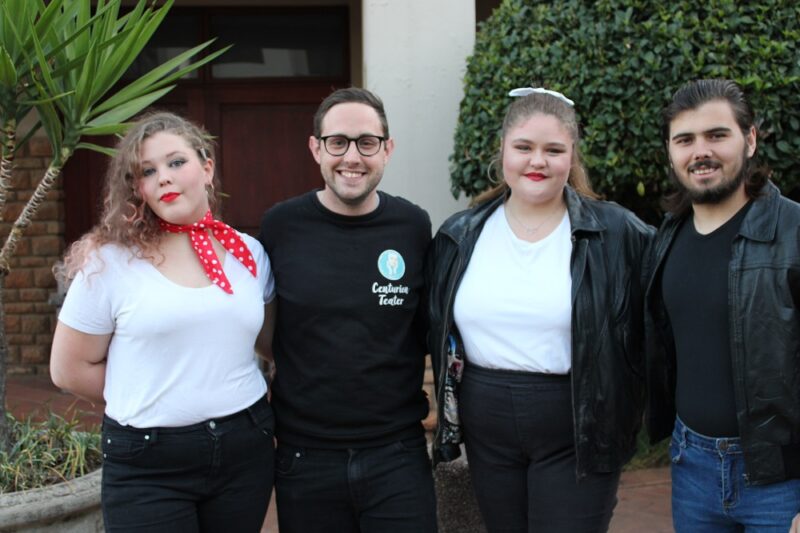 Theatre-goers taken down memory lane with old-school date night