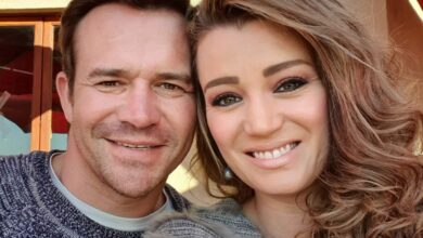 Derick Hougaard 'maak sy oë oop en reageer op vrae'