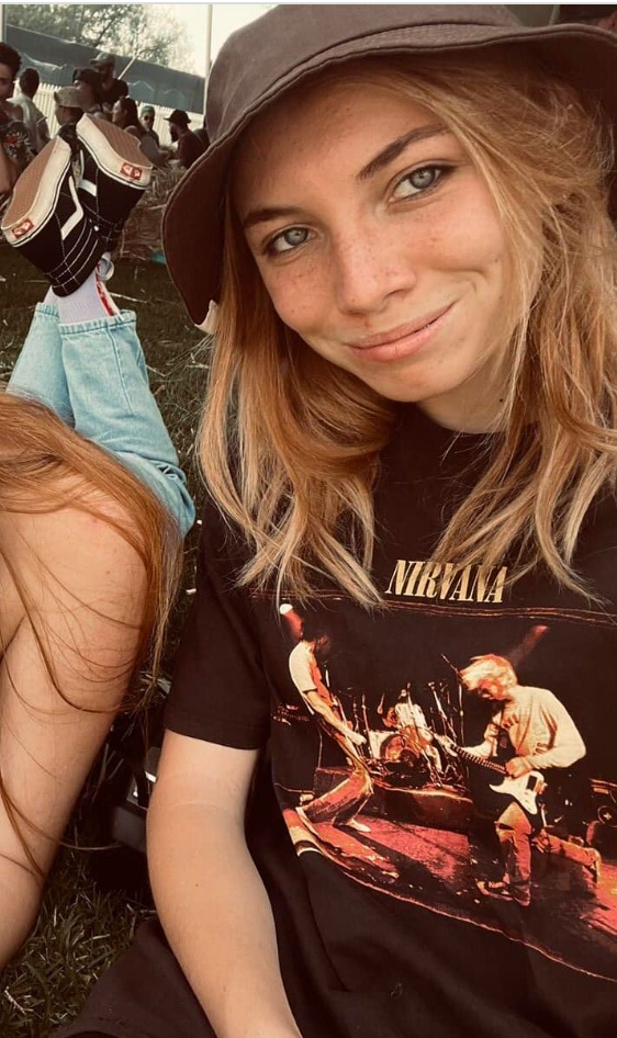 16-year-old Mia Kühn.