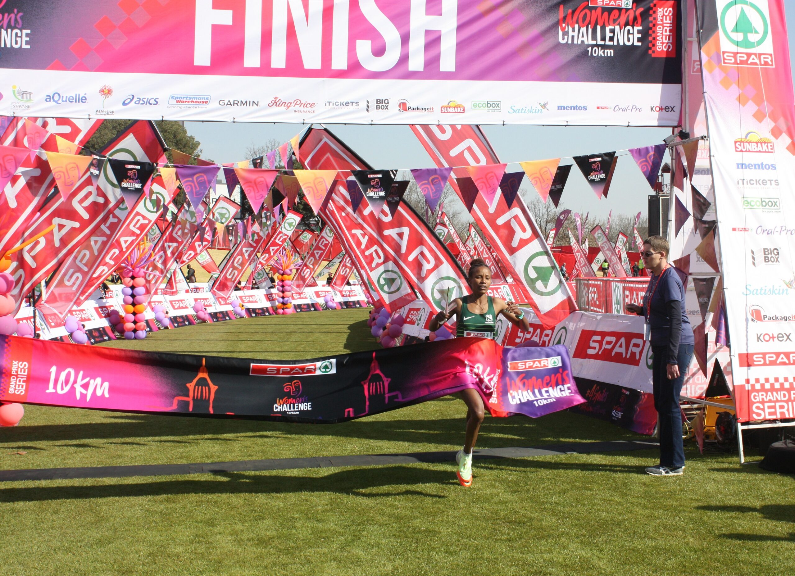 South Africa's most colourful and fun road race returns to the streets ...