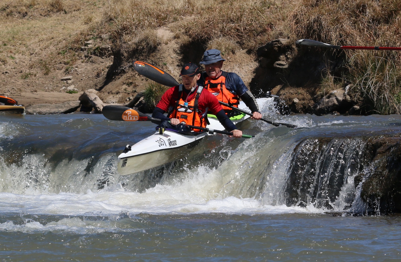 Local canoeists in action in the Free State Rekord