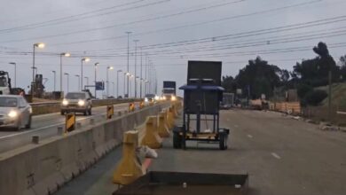 R21 highway CLOSED due to low-hanging power lines