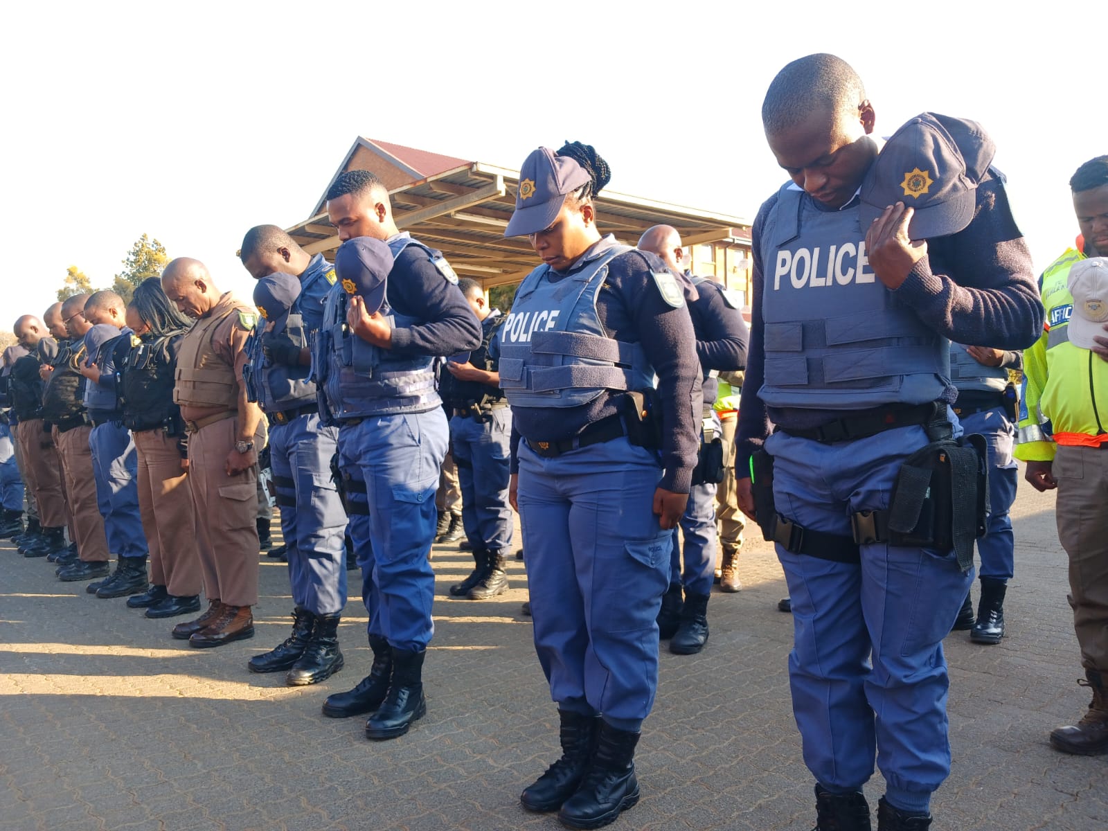 Police net swarm of criminals in Pretoria East operation | Rekord