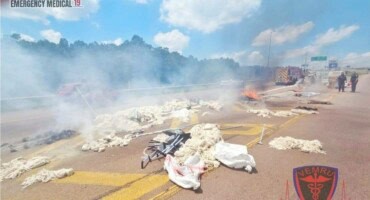 Truck cargo catches fire on N1 near Rigel Avenue