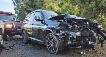 Young woman critically injured in head-on collision in Mooikloof