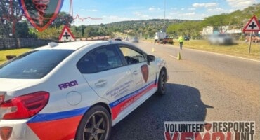 Pedestrian killed after being struck by truck in Pretoria East