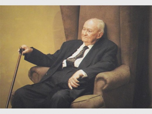 Dick Davidson at about 88 years old, sits patiently before a wedding.