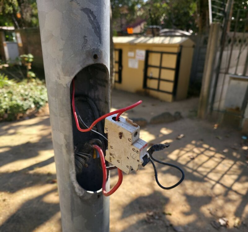 After months of fighting for a streetlight to be fixed in Kareeboom Street, a Sundowner resident claims his number was blocked the ward councillor.