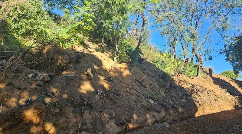 Water way finally cleared on Flamink Street in Bromhof by the Johannesburg Roads Agency