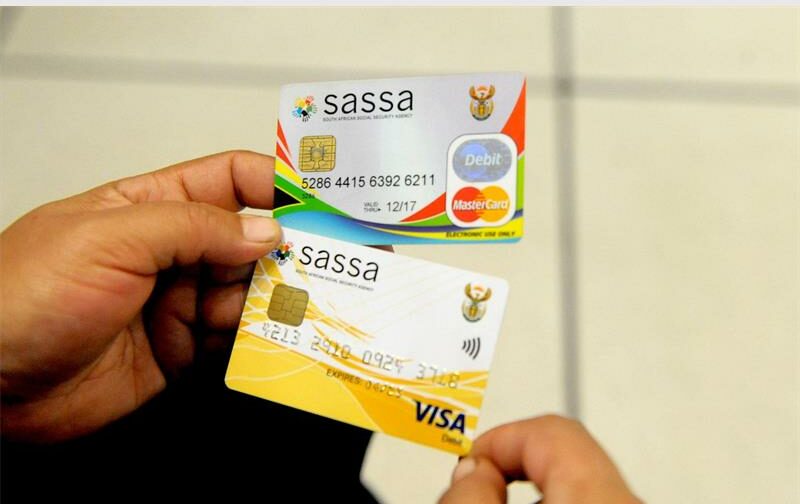 The community, which has been going to neighbouring areas to get help with their social grants, have had enough, and demand that a mobile unit be placed to assist residents.