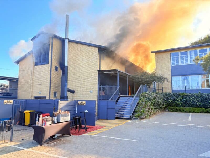 Emergency services responded to a fire at Knights Preparatory School. The situation is now contained, and all staff and learners are safe.