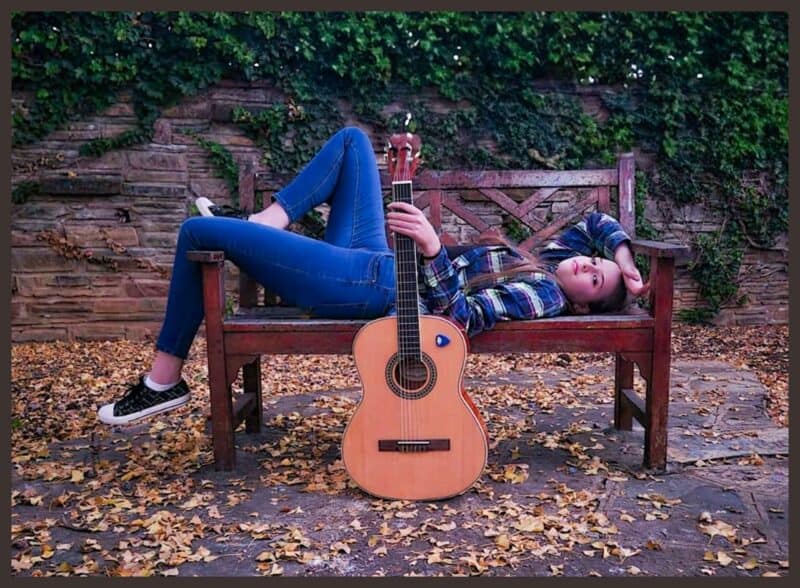 Hoërskool Randburg's young, talented artist, Tamsyn Faulds, hopes her new track inspires people.