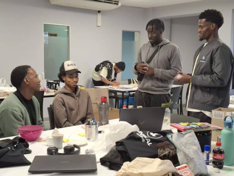 Game design students go analogue at Mini Game Jam hosted by IIE-Vega Bordeaux campus.