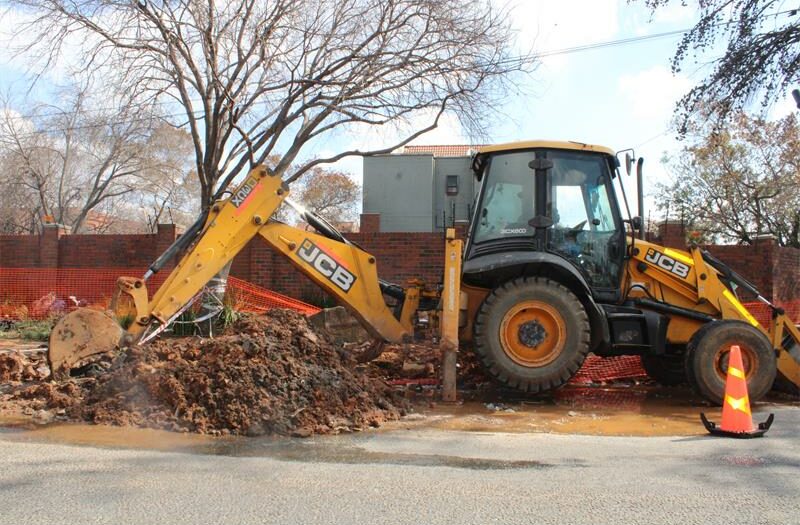 Residents in Randburg suburbs will experience low pressure to no water as JW continues with repairs to pipe bursts.