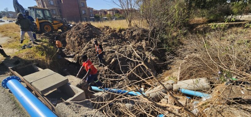Johannesburg Water has attended to and replaced the troubling water pipe on Bosbok Road in Randpark Ridge.