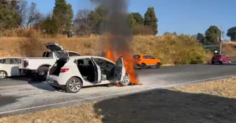 A white Renault Clio caught fire at the intersection of Beyers Naudé Drive and Jim Fouché Road in Randburg this morning. No injuries were reported.