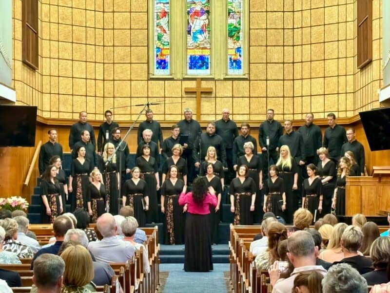 The Laudem Dei Choir, joined by Johannesburg Philharmonic musicians, performed Ola Gjeilo’s Sunrise Mass at St Stithians Chapel, leaving the audience inspired and deeply moved.