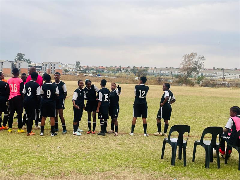 Cosmo Teen Titans Ladies ran to an emphatic win after a tough game against the Electrical Ladies.