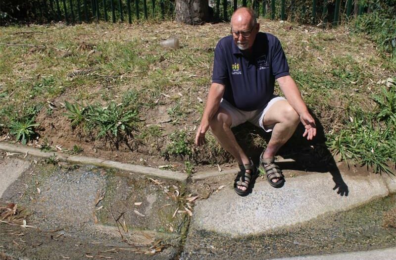 While Johannesburg faces crippling water outages, residents in Olivedale watch in frustration as clean water flows unchecked from a pipe burst ignored for months.
