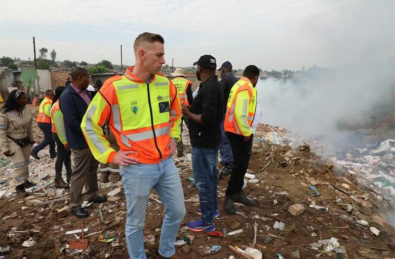 Fourways, North Riding, Bloubosrand, and Kya Sands residents are crying for a permanent solution to the illegal dumping that has taken over their suburbs, calling on national, provincial, and local resources to bear on the problem.