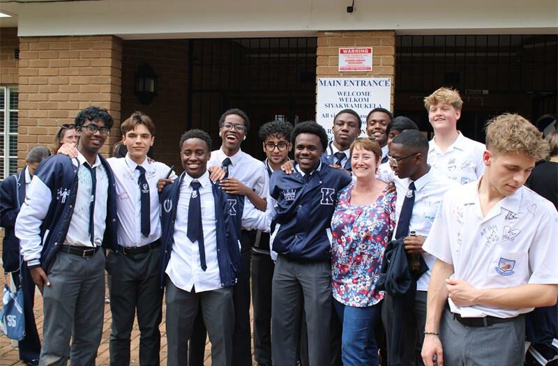 Parents, teachers, and learners lined up to applaud The King’s School Robin Hills matric Class of 2025 as they completed their final exam and rang the year off with the school bell.