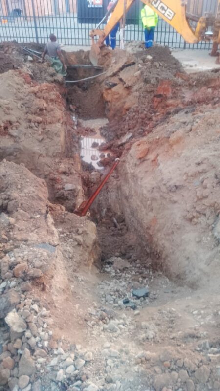 Repairs are underway at the major sinkhole in Randpark Ridge that was causing frustration for residents and motorists.