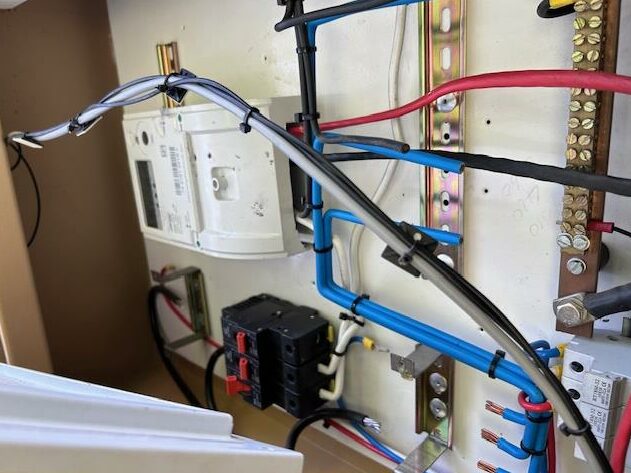 Despite multiple site visits, Manfred Mullers says City Power has failed to secure or permanently repair the unsafe cable near the Randpark Golf Course, causing risk.