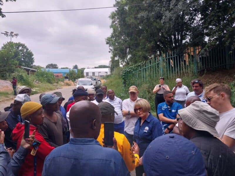 There is hope for a solution for the Pikitup Randburg Depot strike as casual workers agree to reopen the depot and get back to work.