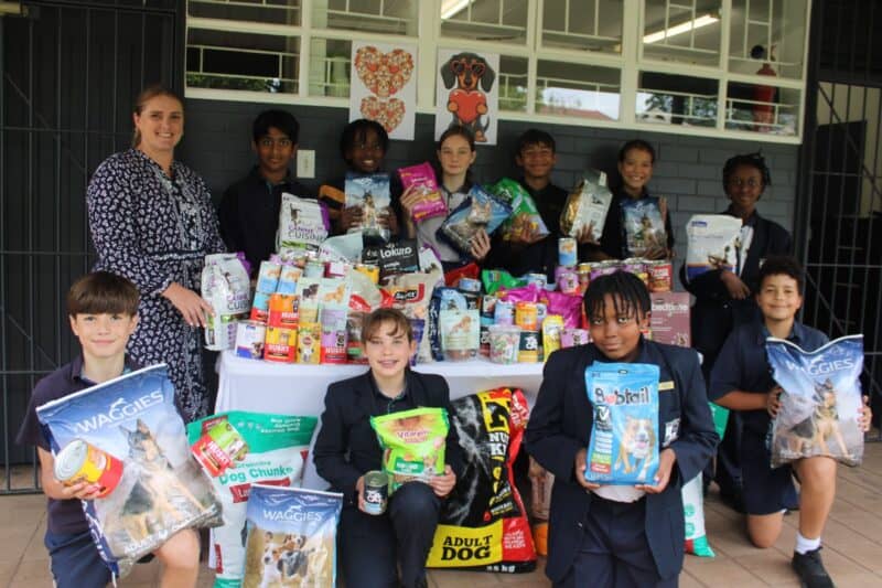 Grade 7 leadership group from Knight Preparatory School, Knights of Kindness, collected dog and cat food to donate to Place a Pub, an NPO in Roodepoort.