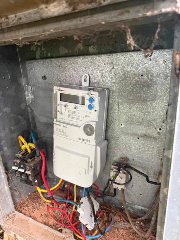 Illegal meter connections and mounting municipal debt were exposed in Randburg on March 12, as a joint operation brought together city agencies to tackle growing by-law non-compliance in the area.