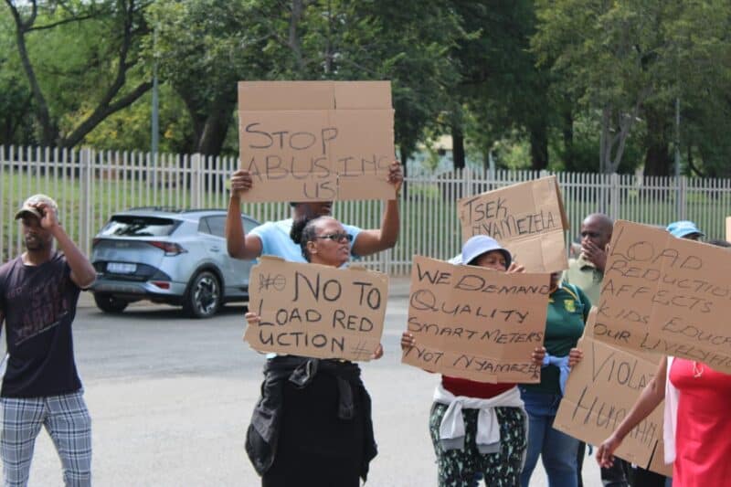 Cosmo City residents took their electricity frustrations directly to Eskom this week, presenting a memorandum of demands and securing a commitment to a follow-up meeting within 14 days.